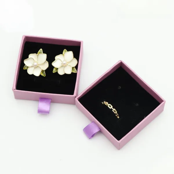 custom ring boxes